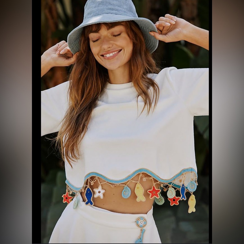 My Beachy Side White Cropped Ginger Terry Top | Size L